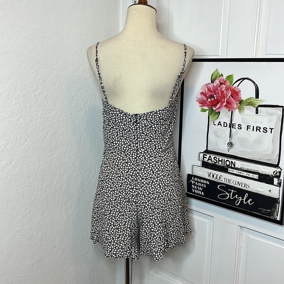 NWT Zara Floral Romper with Matching Hair Tie XS - Picture 4 of 8